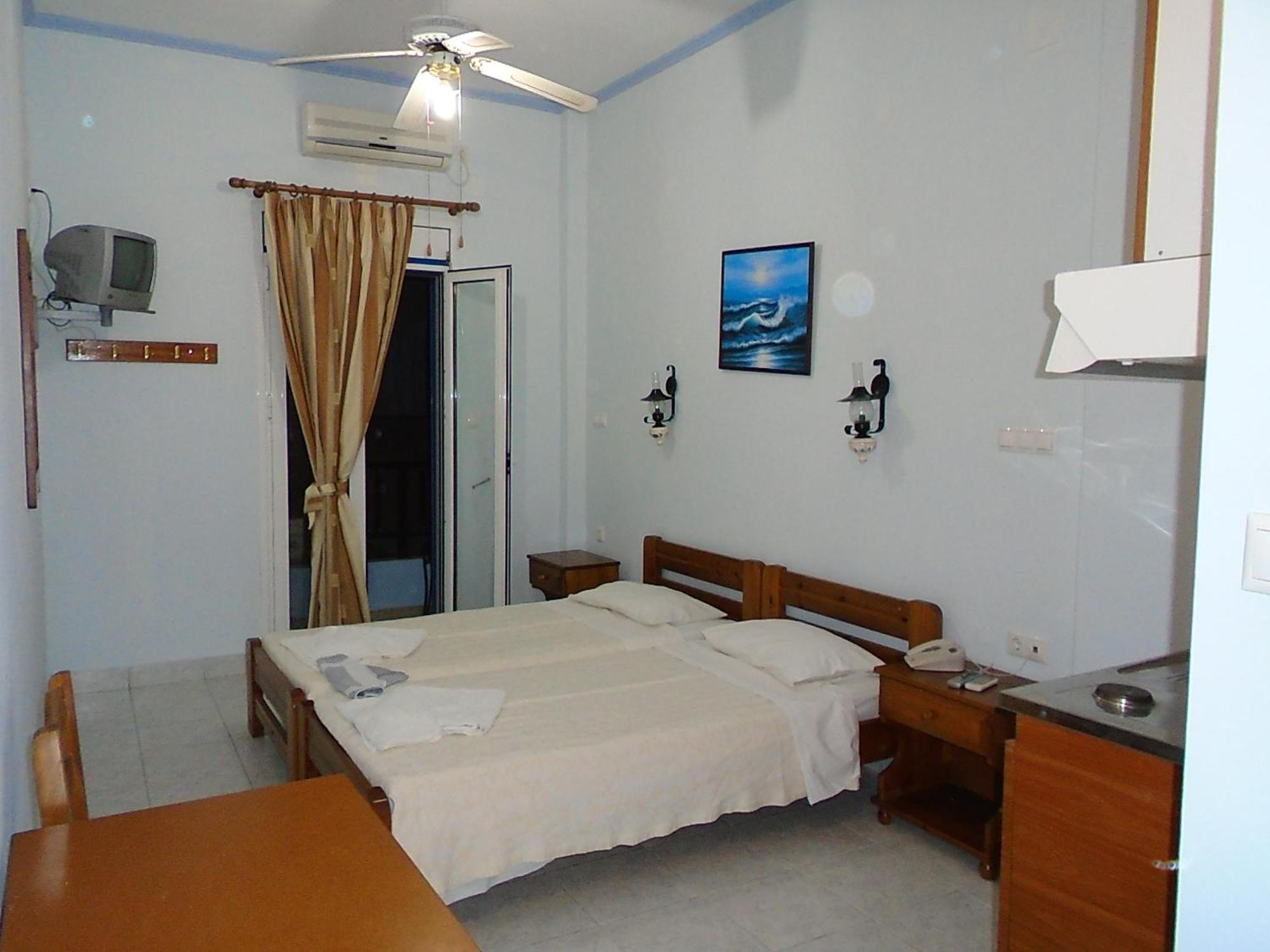 Hotel Asteria Agios Kirykos  Luaran gambar