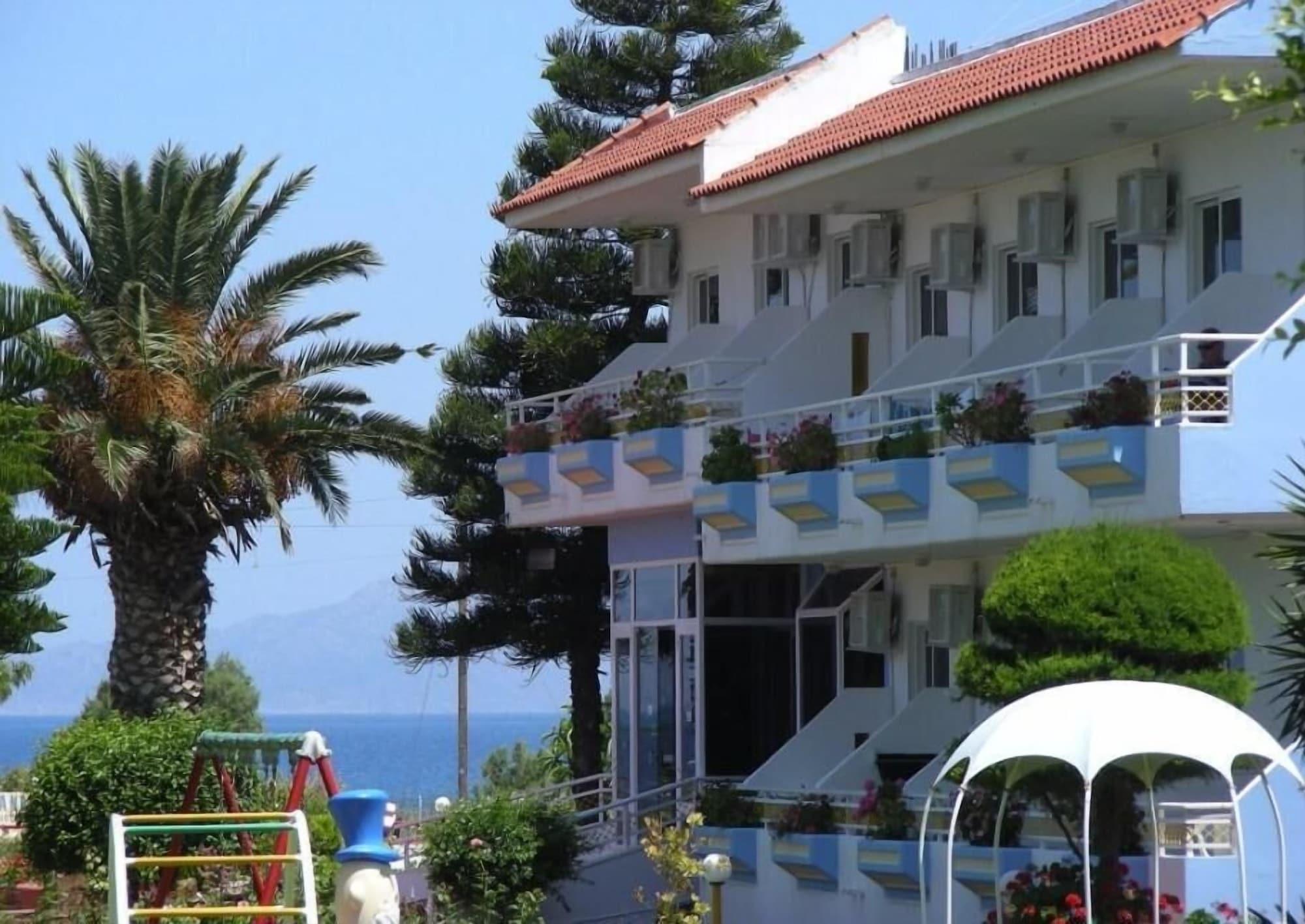 Hotel Asteria Agios Kirykos  Luaran gambar