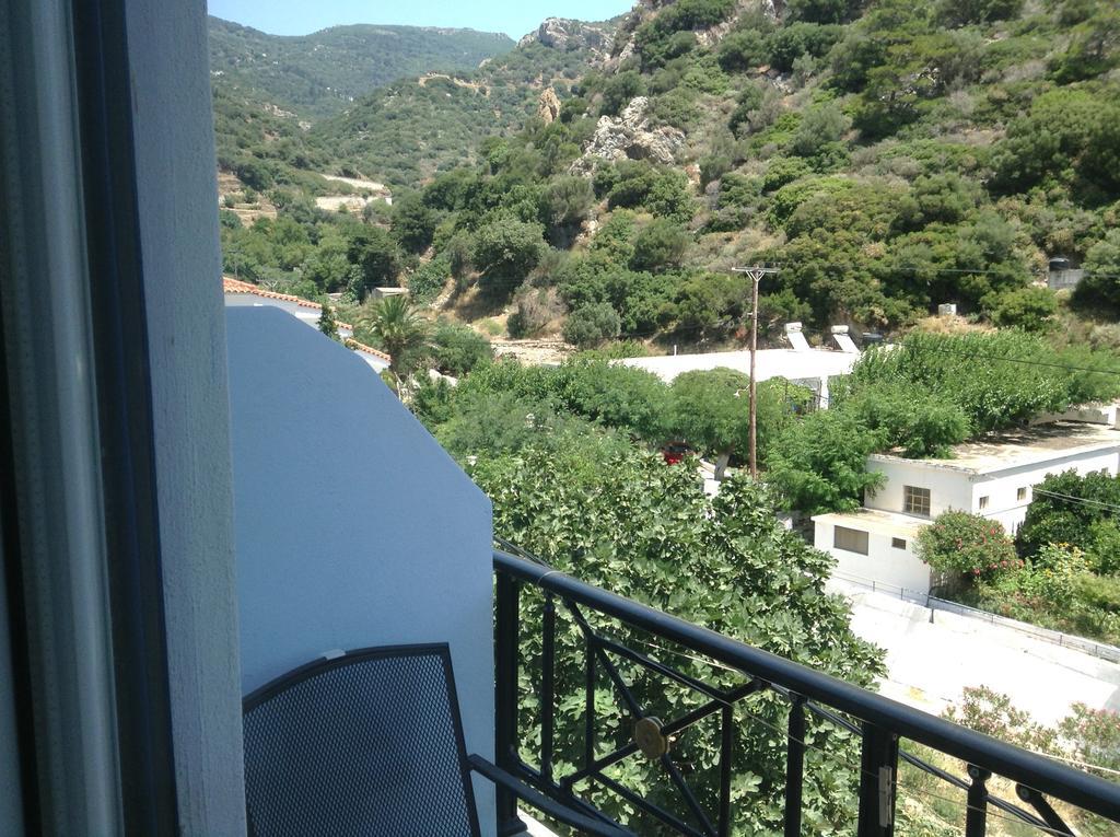 Hotel Asteria Agios Kirykos  Luaran gambar
