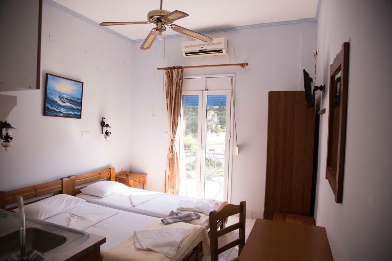 Hotel Asteria Agios Kirykos  Luaran gambar